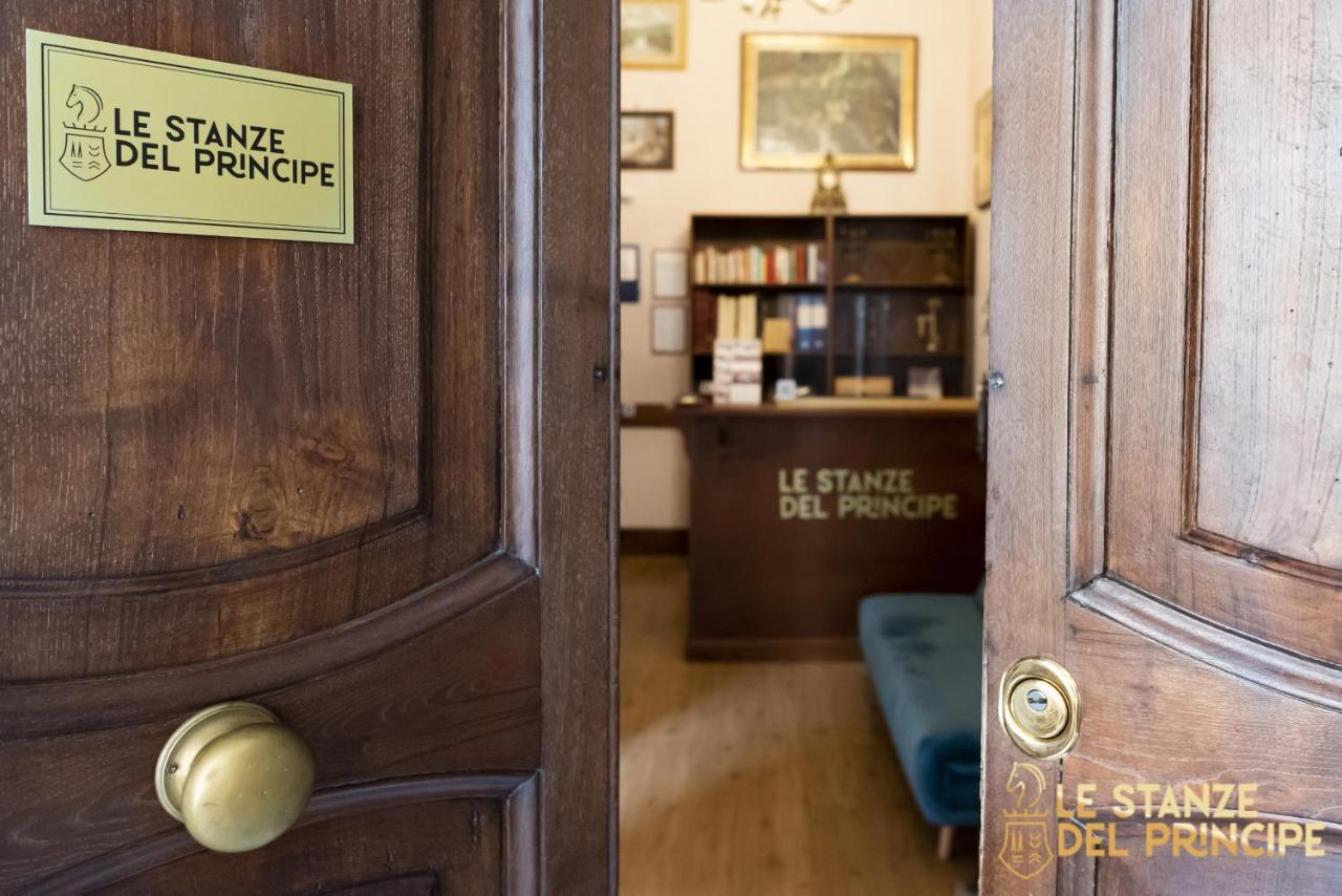 Le Stanze Del Principe Hotel Наполи Екстериор снимка