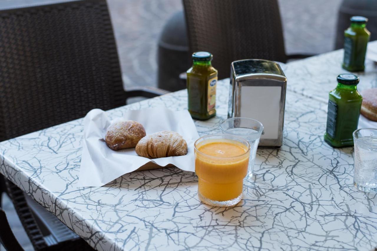 Le Stanze Del Principe Hotel Наполи Екстериор снимка